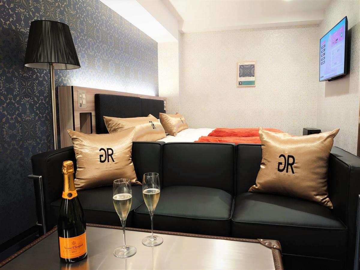 Rich Sannomiya 3* Kobe